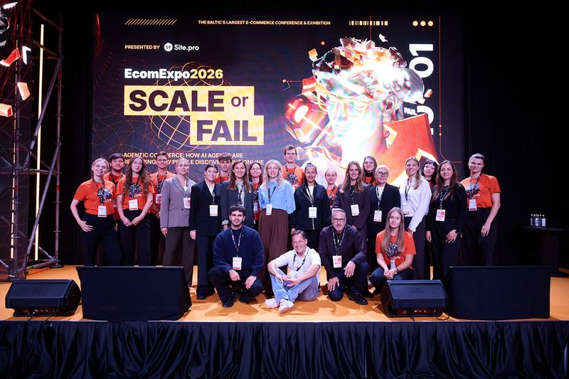 The EcomExpo 2026 team and volunteers on stage